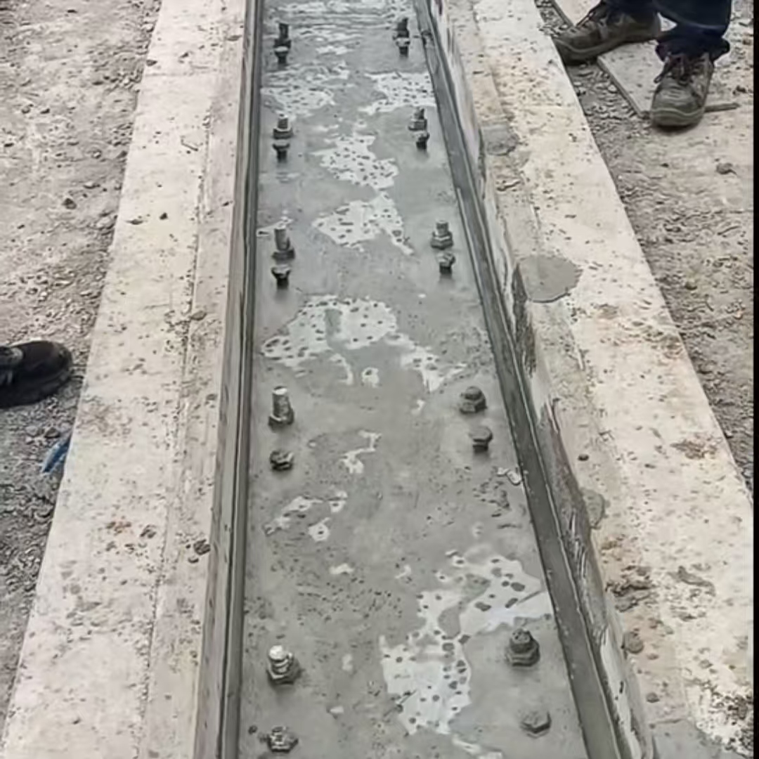 炉霍环氧树脂轨道胶泥是什么？用在哪里？